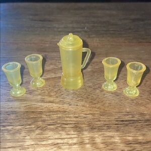 💛VTG Doll Piture & glasses